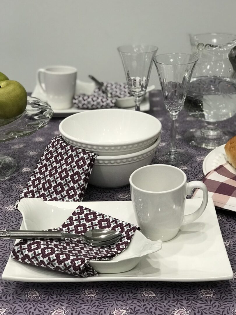 French Rouleau Violet Wipeable Cotton Coated Tablecloth