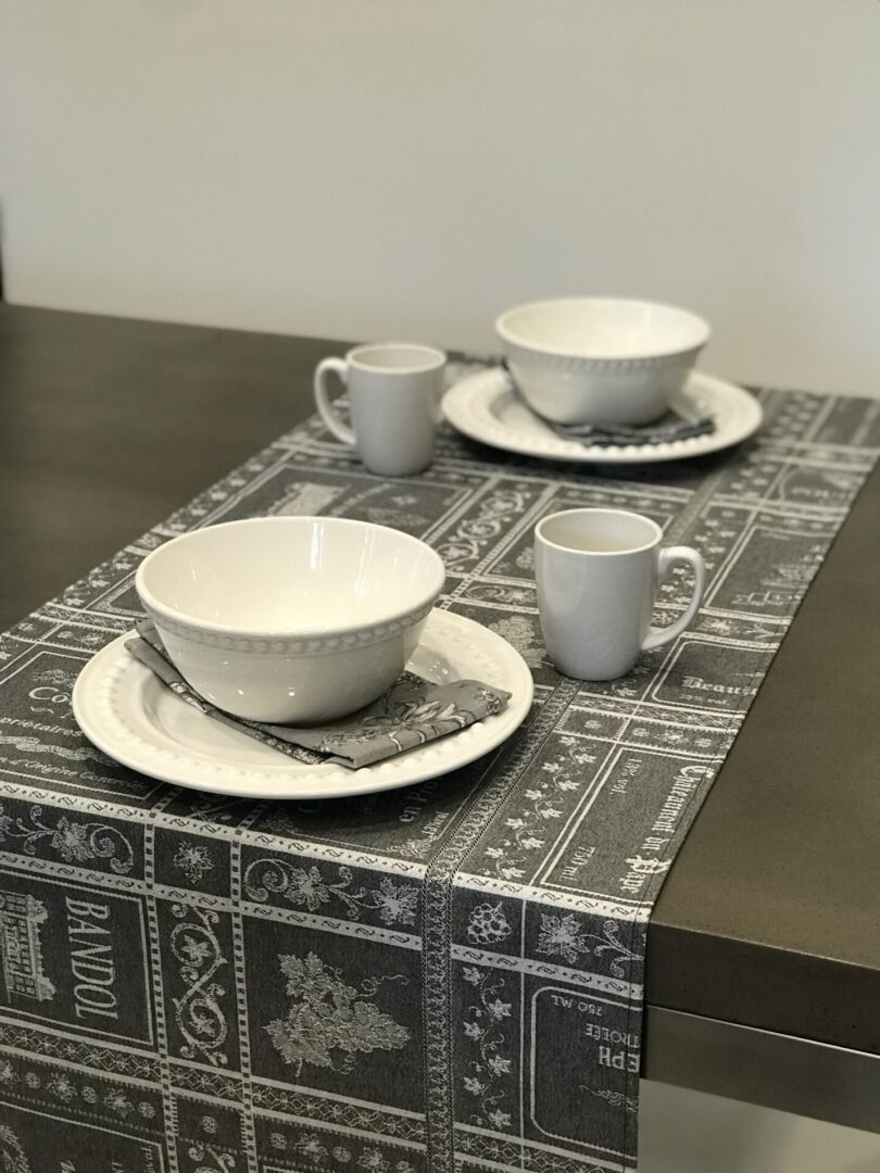 A beautiful table cloth with crockery set