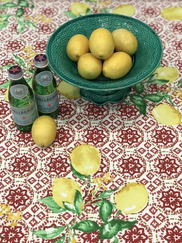 Lemons on the Wipeable Coated Cotton Tablecloth